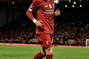 开云APP下载关于今夜阿斯顿维拉调整名单以备NBA总决赛，官宣签约环节打磨，引发热议，年轻球员得到机会的信息