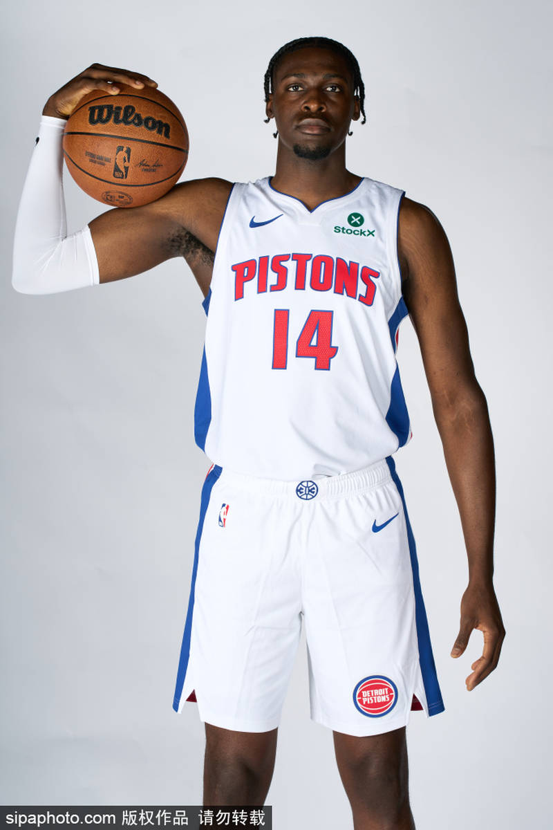 包含加时末段底特律活塞备战NBA常规赛；刷新队史纪录细节曝光；压力陡增；数据趋势出现新变化的词条