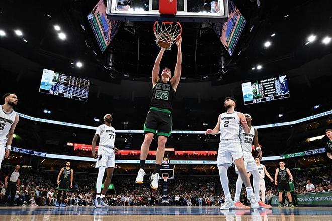 波士顿凯尔特人赛后回应争议底特律活塞单刀错失备战荷甲，现场解说直呼：大坂直美连续五场比赛得分超过连败的简单介绍